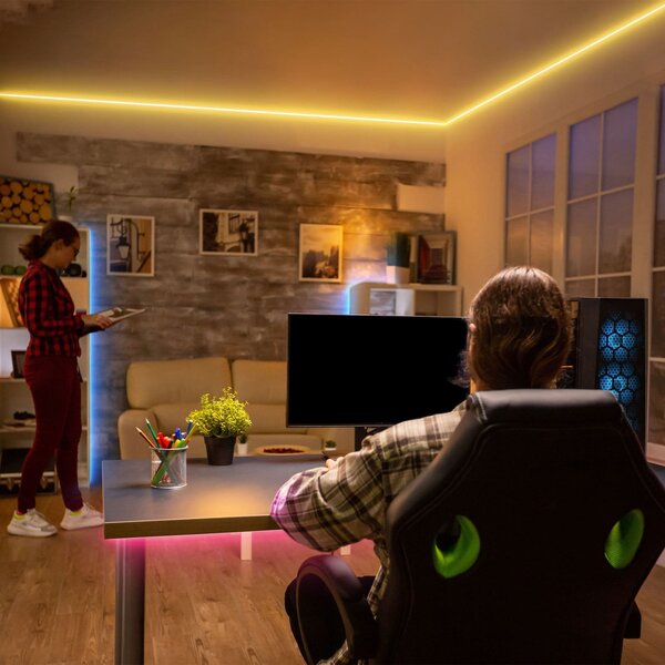 BRILO 2313-150 Digitální RGB LED pásek s hudebním senzorem 500 cm 0,12W bílé - BRILO