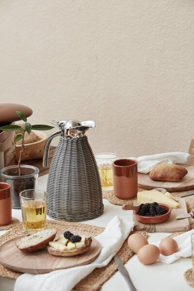 Termoska Polyrattan Handwoven Grey 1,5 l Ib Laursen