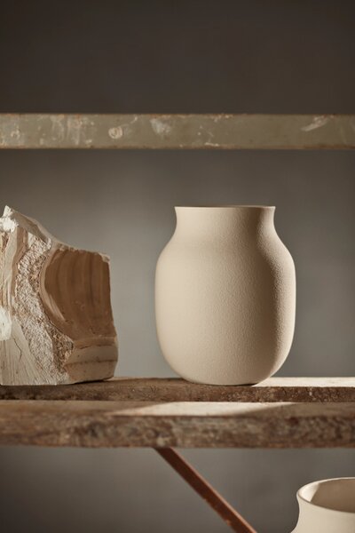 Kähler Design Kameninová váza Omaggio Sand - 20 cm KD591