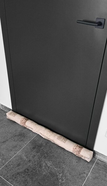 Protiprůvaňák - 130 cm - známky - 130 cm