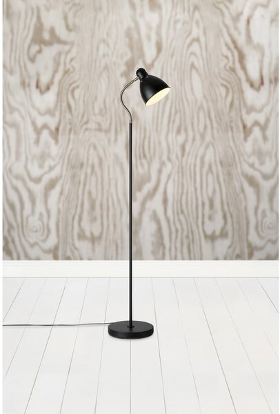Černá stojací lampa Markslöjd Nitta, výška 1,45 m
