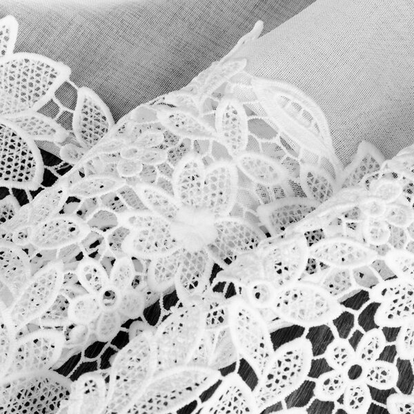ZÁCLONA NA PÁSCE ARTEMIDA 400X160 CM BÍLÁ