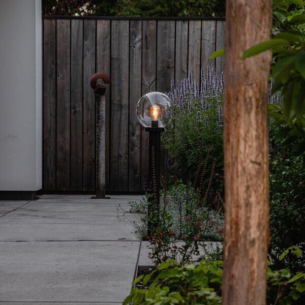 Stojací venkovní lampa černá s průhlednou koulí 100 cm IP44 - Sfera