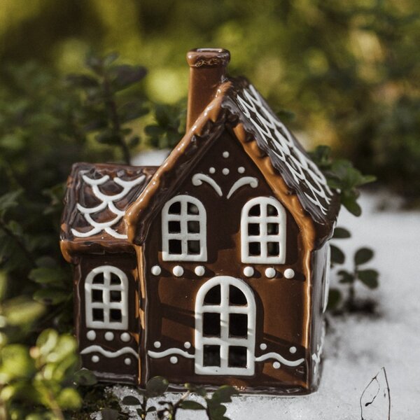 Keramický svícen Domek - Perníková chaloupka hnědý lesklý 15 cm