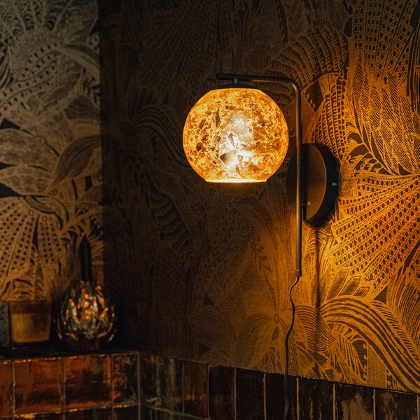 Designová nástěnná lampa černá se zlatým sklem - Bert