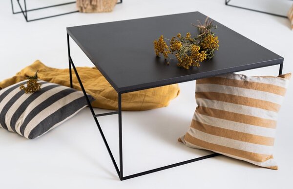 Nordic Design Černý lakovaný konferenční stolek Fanny 80 x 80 cm