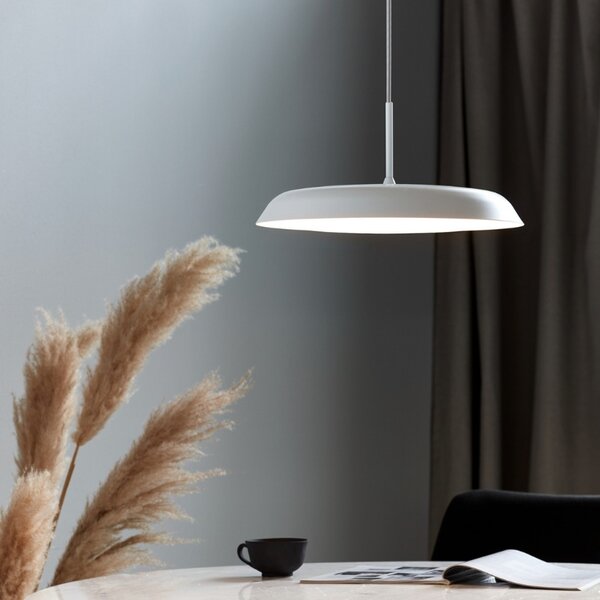 Nordlux Bílé kovové závěsné LED světlo Piso 36,5 cm