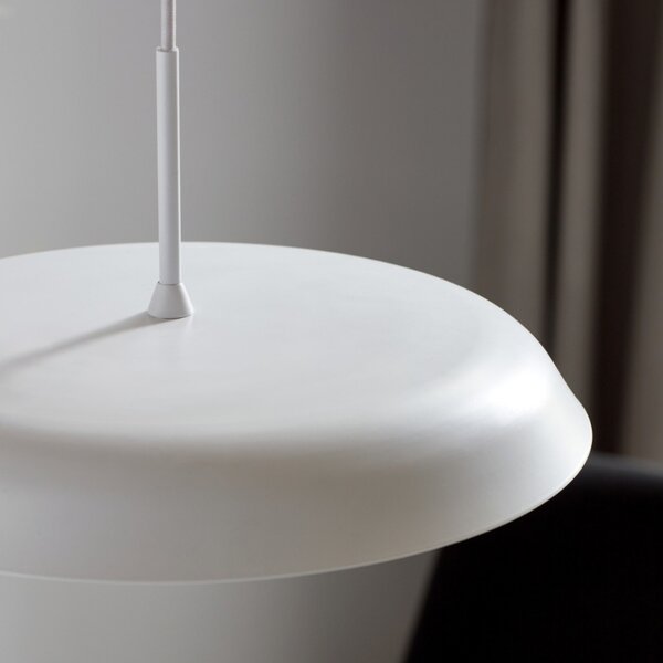 Nordlux Bílé kovové závěsné LED světlo Piso 36,5 cm