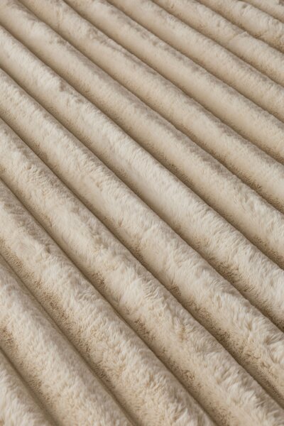 Deka Fluffy béžová Jednobarevná deka 130/180