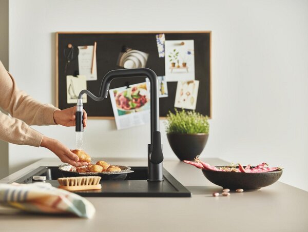 GROHE Eurosmart Professional - Páková dřezová baterie, černá matná 306192430