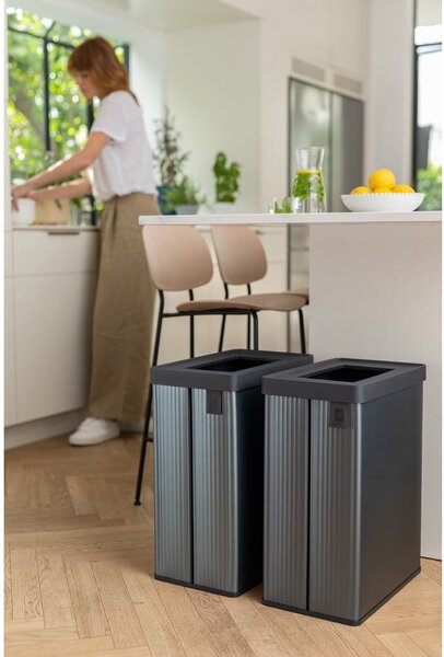 Modrý odpadkový koš na tříděný odpad z recyklovaného plastu 54 l Verto Recycle – Curver