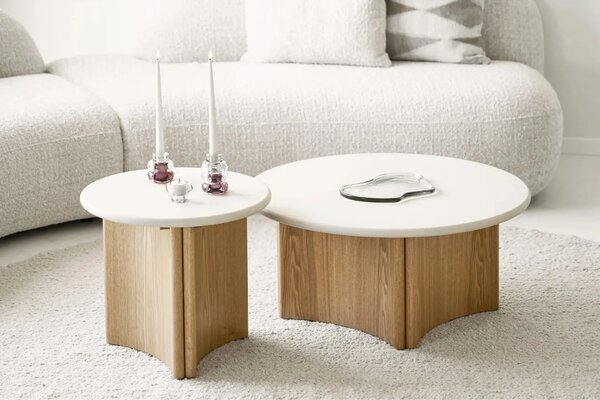 Nordic Living Bílý dřevěný odkládací stolek Morthy ø50 cm