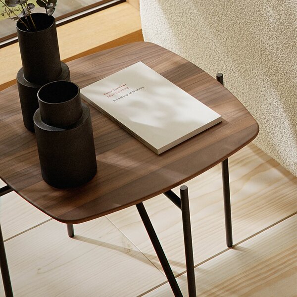 Prostoria designové konferenční stoly Tinker Low Table (Ø70 cm)