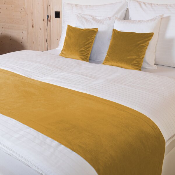 Biante Sametový přehoz/běhoun na postel Velvet Premium SVP-047 Hořčicový Na míru