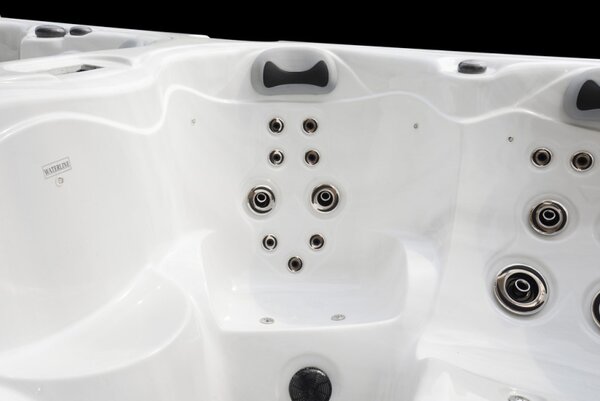 Relax na MAX Swim Spa SR 880