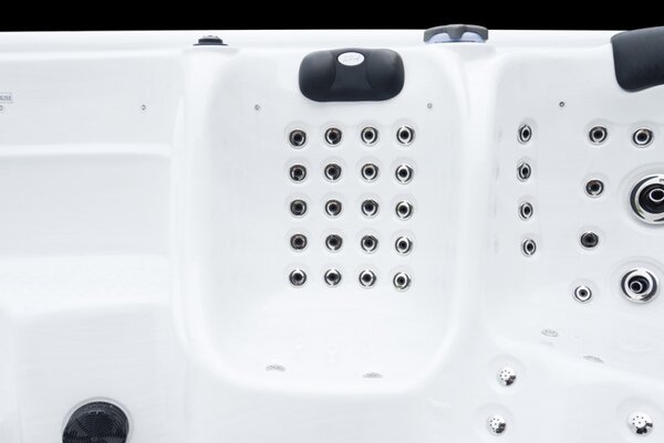 Relax na MAX Swim Spa SR 860