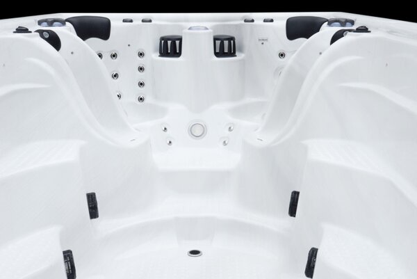 Relax na MAX Swim Spa SR 860