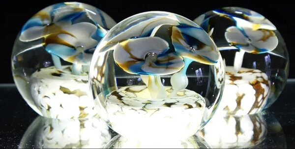 Sklárna Častolovice - Skleněné těžítko Pelíšky - paperweight