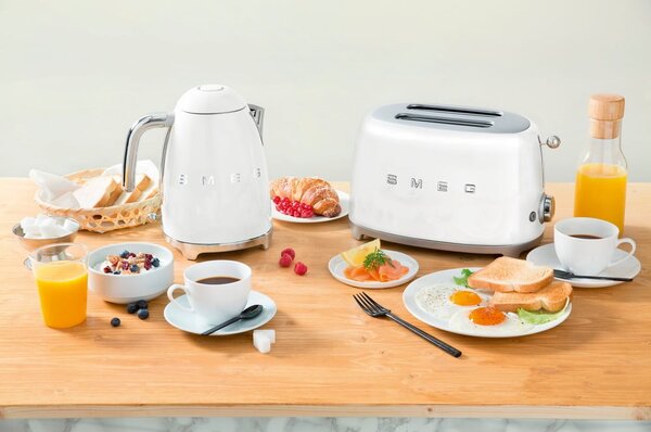 Bílý topinkovač Retro Style – SMEG