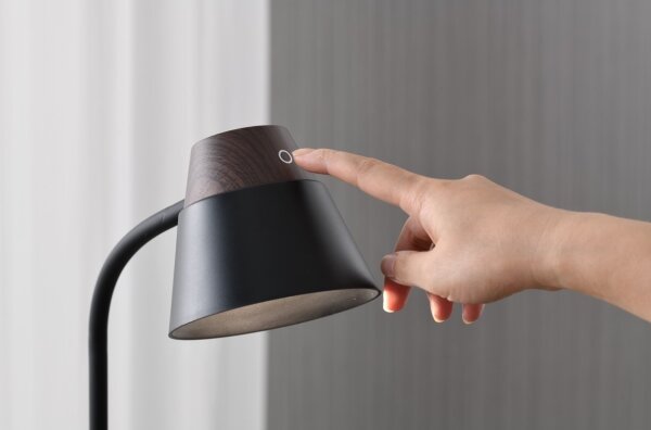 Immax 08999L - LED+CCT Stm stolní lampa s bezdr nab QI IDEAL LED/8W/230V hnědá