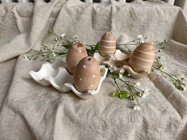 Kraslice přírodní dřevo 5×5×7 cm – puntík, proužek Druh: puntík