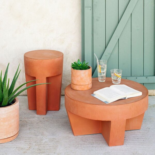 Terakotový zahradní konferenční stolek Kave Home Vilena 60 cm