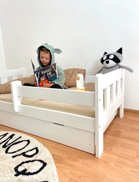 Dětská masivní postel Maja bílá + box Rozměr: 200x90