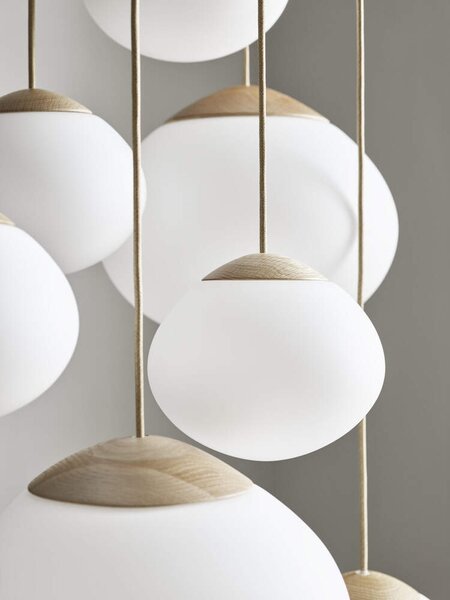 Bolia Závěsná lampa Acorn Ø21, matt opal glass 20