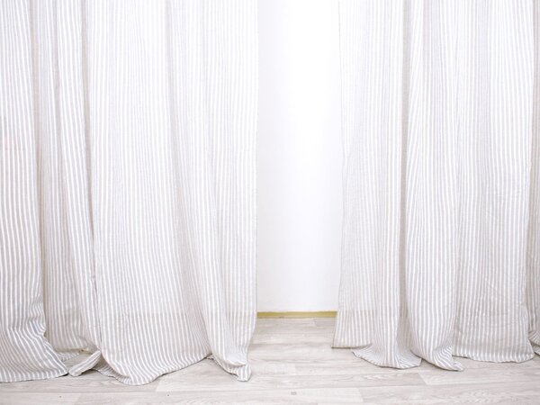 Snový svět Lněná záclona polobělená s pruhy š.250 cm - 50% len Rozměr: 250 x 230 cm