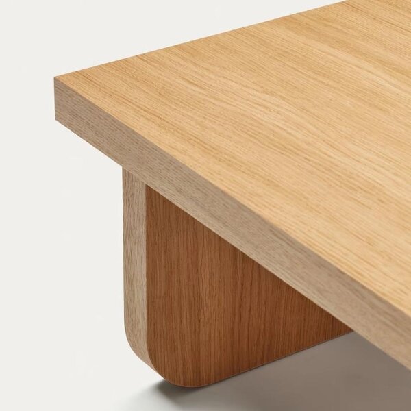 Set dvou dubových konferenčních stolků Kave Home Oaq 89x62/140x75 cm