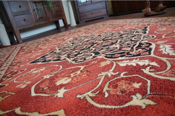 Agnella vlněný koberec Isfahan Leyla Rubínový Rozměr: 200x300 cm