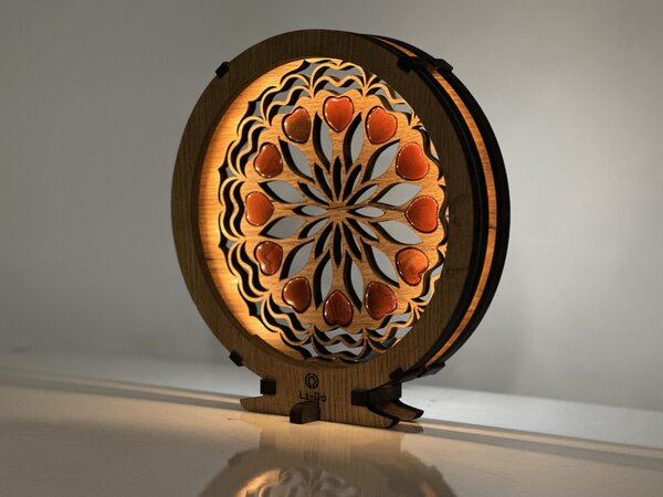 "Srdce, karneolová mandala" Stolní lampa 20x22 cm dub