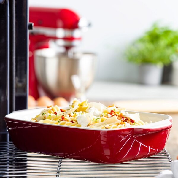 KitchenAid pekáč s dřevěným víkem - střední, královská červená
