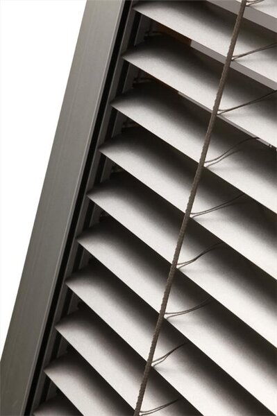 Žaluzie LITE na střešní okna Velux M04 78x98 cm TYP: KOLEČKEM NA RÁMU VPRAVO