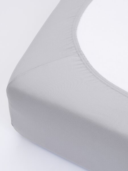 MK Lůžkoviny Jersey prostěradlo do postýlky s elastanem Deluxe 60 × 120 cm – světle šedé