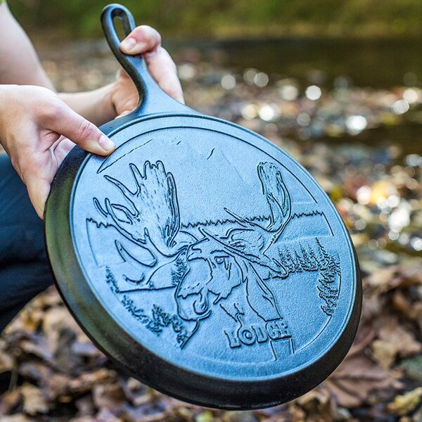 Litinová pánev na palačinky Lodge 26 cm - Moose