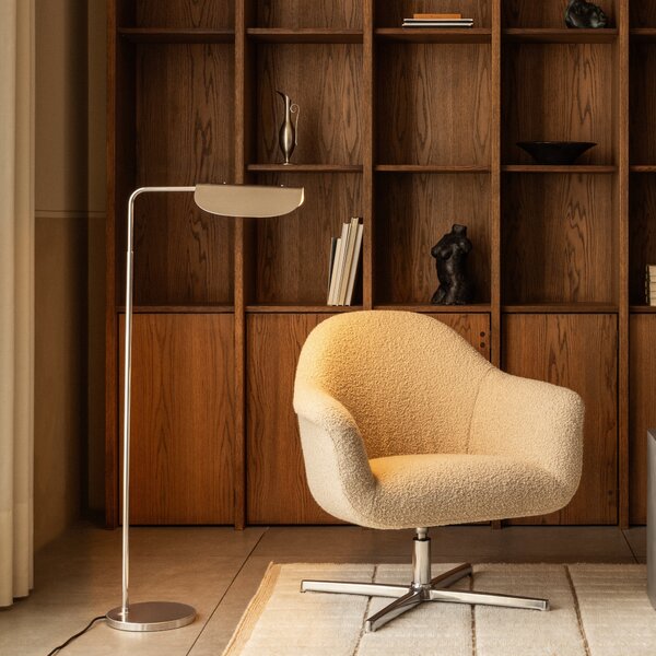 AUDO COPENHAGEN Stojací lampa Wing, Polished Aluminium
