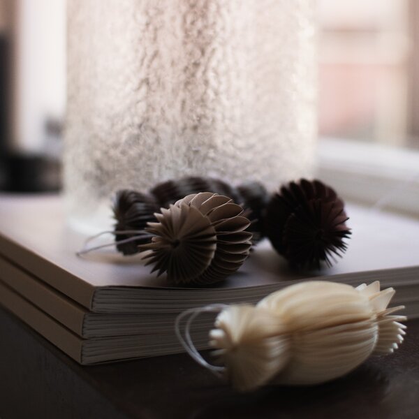 DBKD Papírová ozdoba Candy - Beige DK370