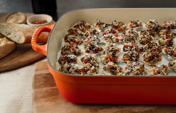 Le Creuset 20184370902422 Pekáč Signature 37 cm ohnivě oranžový