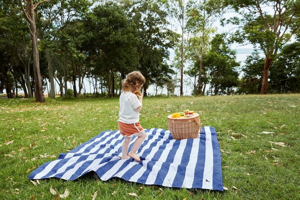 Dock & Bay PICNIC-CAB-XL-NAVY Pikniková deka 170 x 240 cm, námořnická modrá