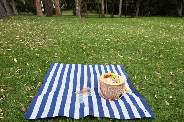 Dock & Bay PICNIC-CAB-XL-NAVY Pikniková deka 170 x 240 cm, námořnická modrá