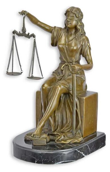Bronzová socha Sedící Themis