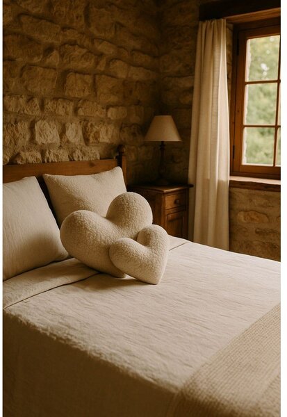 Dekorační polštář 38x33 cm Teddy Kalp – Mioli Decor