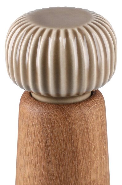 Dřevěný mlýnek na pepř a sůl v přírodní barvě Hammershøi – Kähler Design