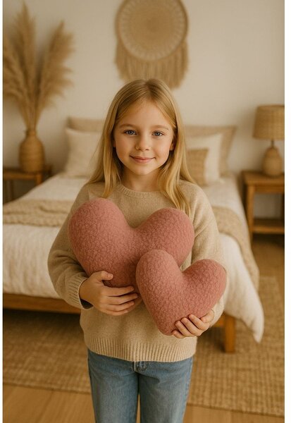 Dekorační polštář 38x33 cm Teddy Kalp – Mioli Decor