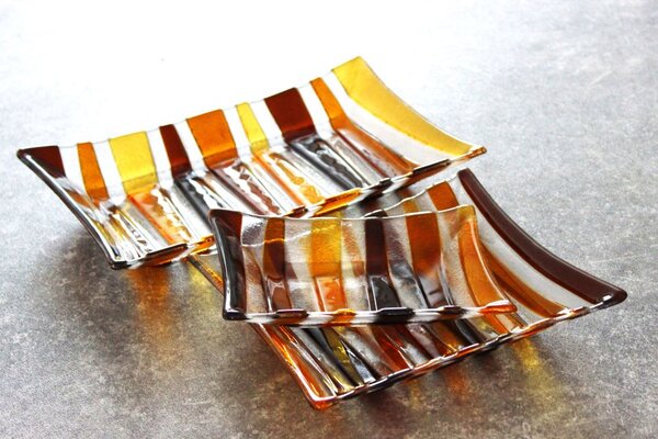BDK-GLASS Skleněné mísy ETHNIK - hnědé Rozměr: 19x14cm