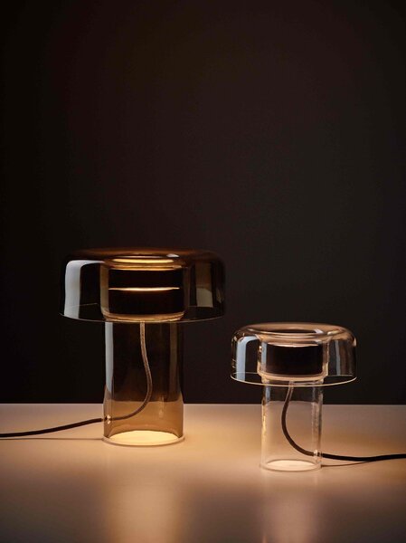 Designová LED stolní lampa Brokis Spectra mini PC1371 Povrch Montury: Stříbrný elox, Barva skla: Šedá kouřová - transparentní sklo, Tělo stmívače: Stříbrný elox