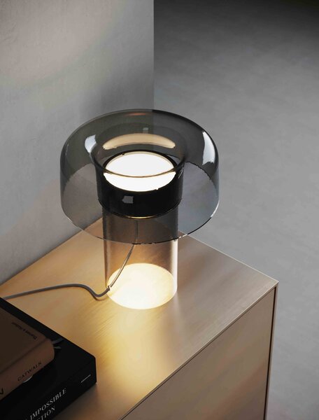 Designová LED stolní lampa Brokis Spectra PC1372 Povrch Montury: Stříbrný elox, Barva skla: Šedá kouřová - transparentní sklo, Tělo stmívače: Stříbrný elox