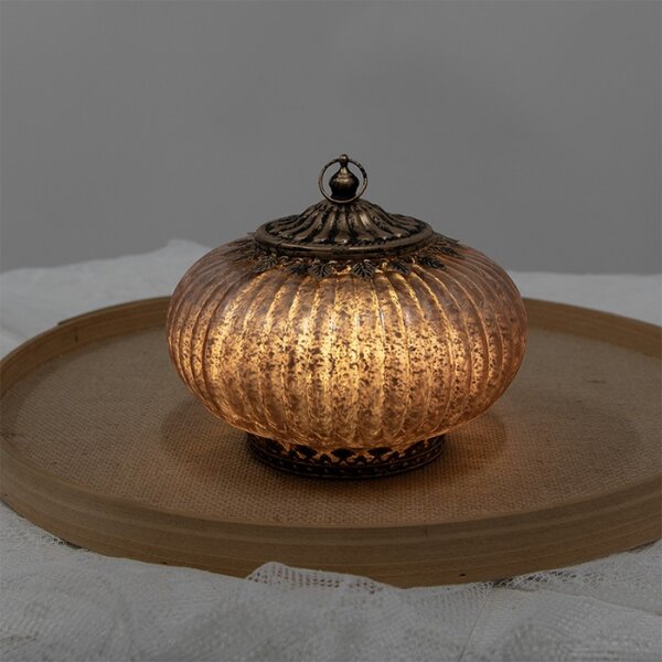 Růžová skleněná dekorace lucerna s LED světlem s ozdobnými lístky – 17x14 cm