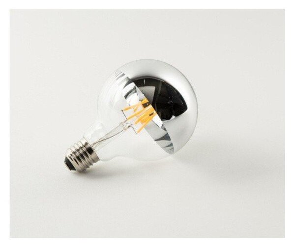 LED žárovka E27, 4 W - Zuiver